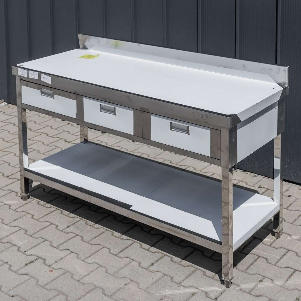 Mega-M 150x60x85 cm tavolo inox 3 cassetti revisionato
