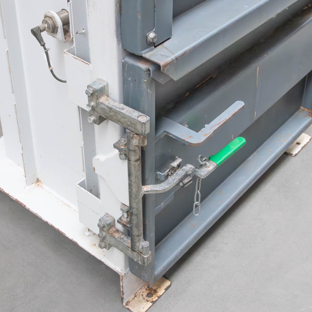 HSM V-Press 504 pressa balle verticale cartone 1,1 kW