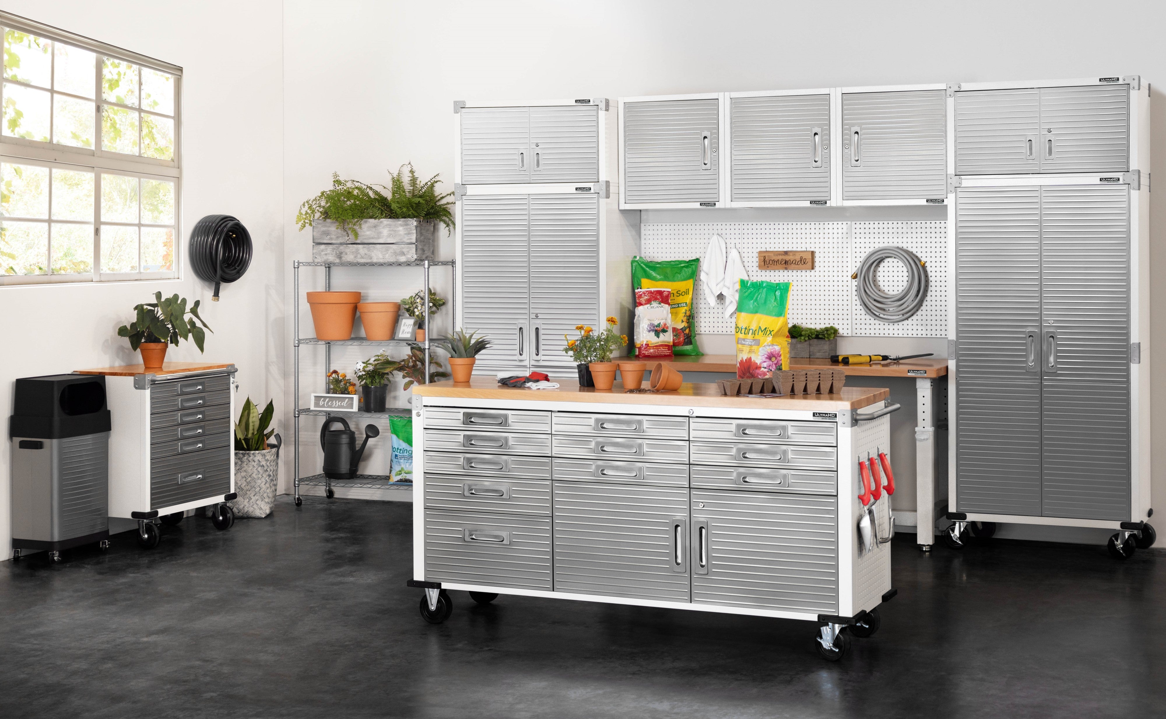 Seville Classics UltraHD WEB640 armadio bianco 91x46 cm