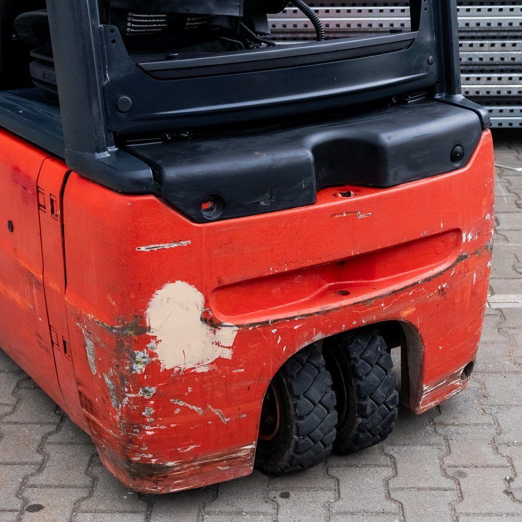 Linde E16L-02 carrello elevatore elettrico 1600 kg cabina