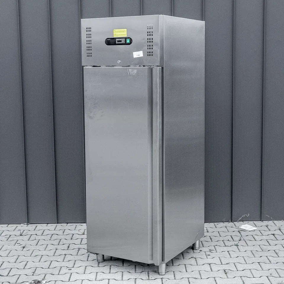 Stalgast 840590 armadio frigo inox GN 2/1 537 L
