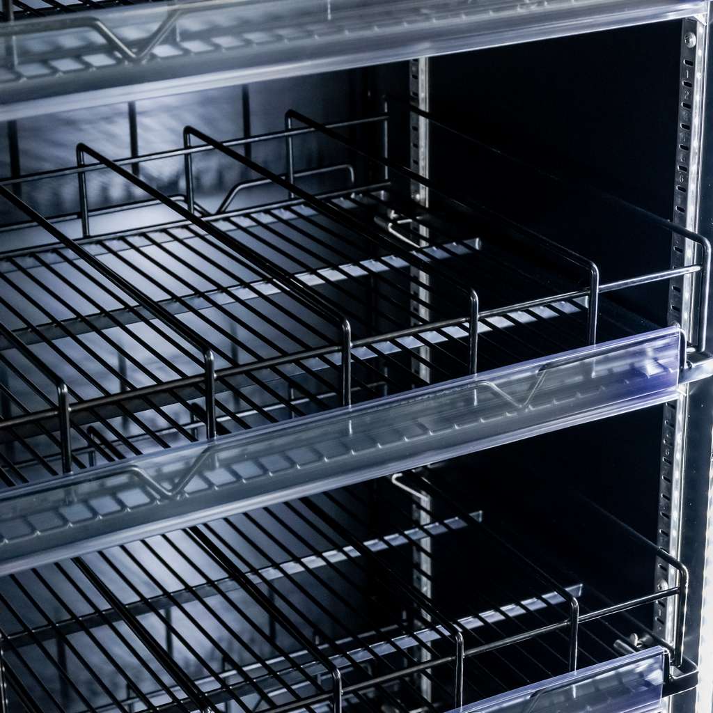 Mega-M Diego Prestige R168 vetrina refrigerata 3 porte 1200L