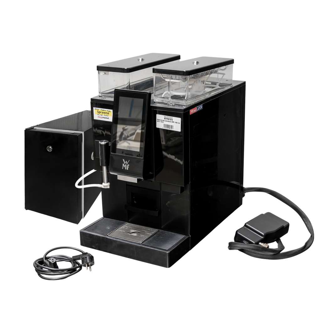 WMF 1100 S macchina caffè automatica con frigo latte