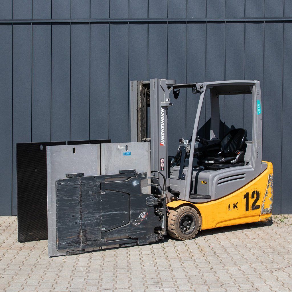 Jungheinrich EFG 220 carrello elevatore elettrico 2t 4,5m