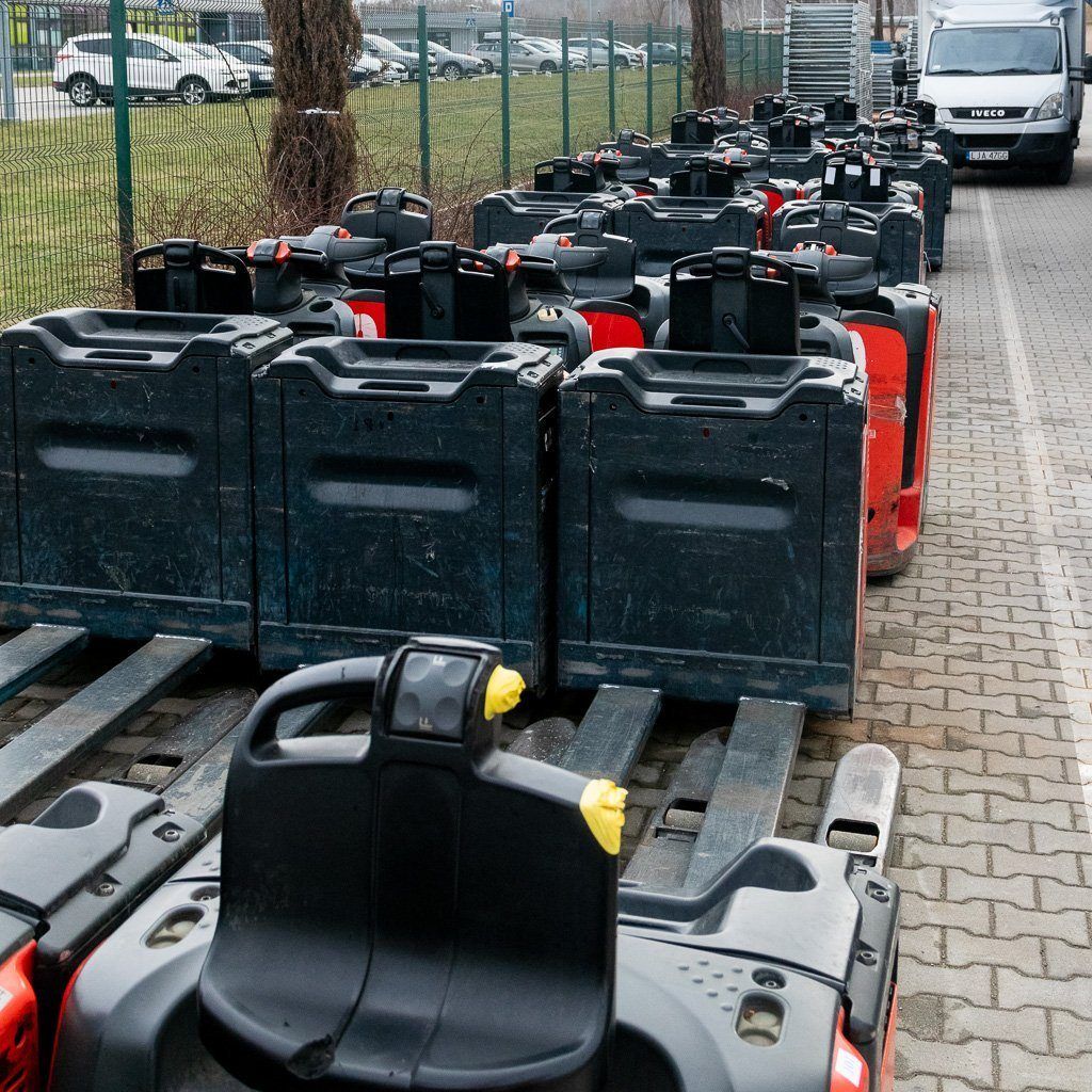 Linde N20 transpallet elettrico commissionatore forche 240 cm