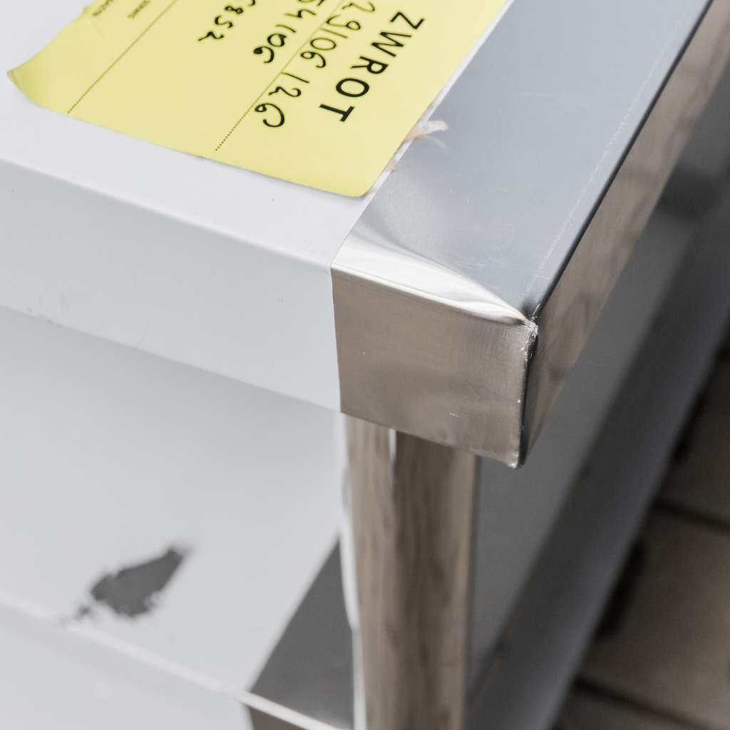 Mega-M X Standard tavolo inox 150x60 cm 2 ripiani usato