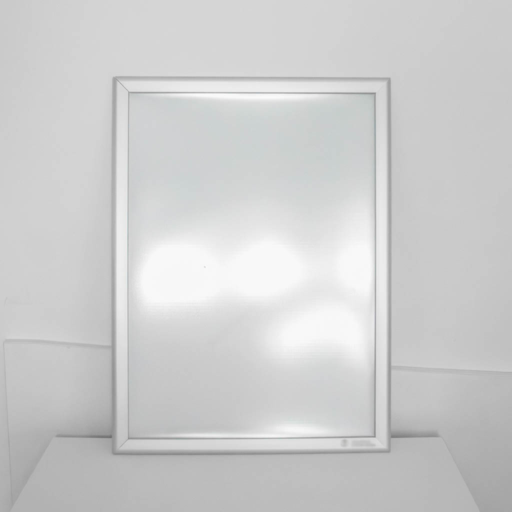 OWZ B2 cornice portaposter a scatto alluminio B2