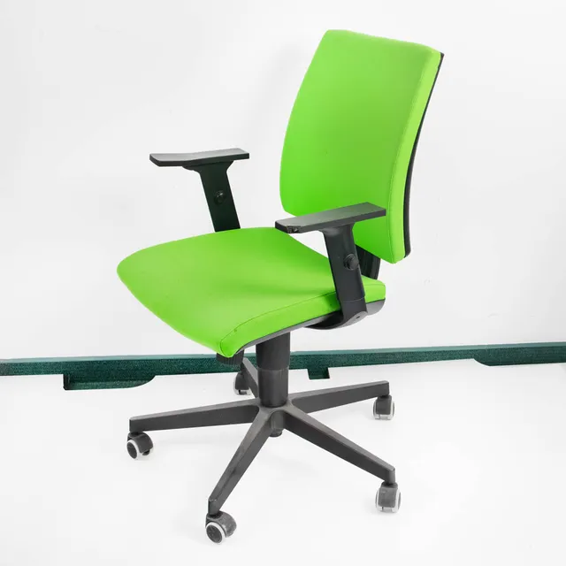 Sedia ufficio girevole verde ergonomica