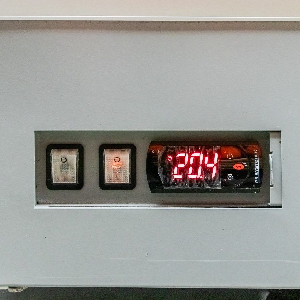 ES System K SMI Indus 07 2D Vetrina Congelatore 2 Ante