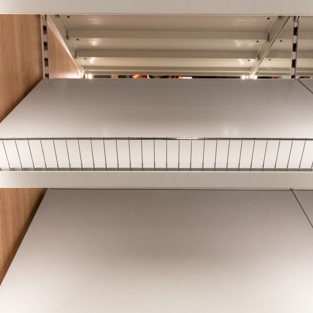 Mega-M 180x72x210 scaffale ortofrutta specchio LED grigio