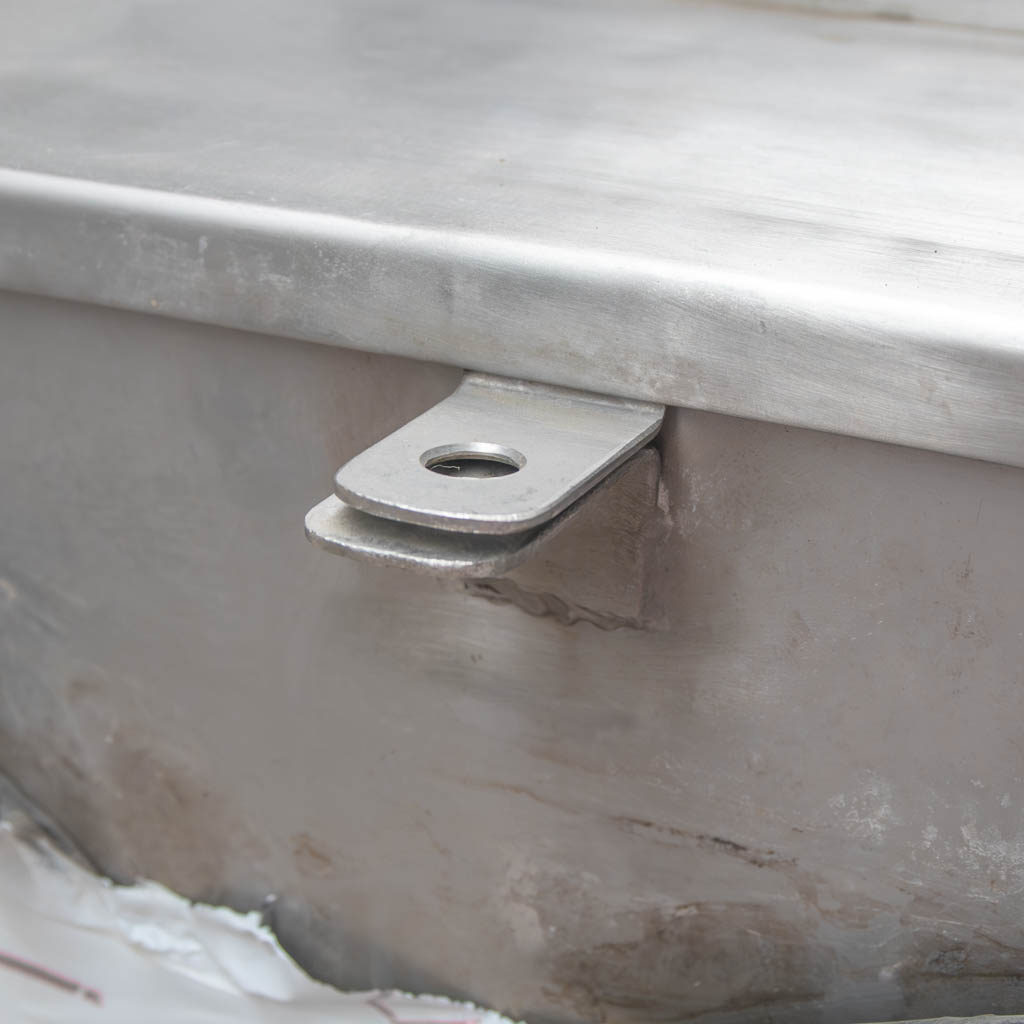 Contenitore rifiuti inox 39x38x60 cm con coperchio e foro