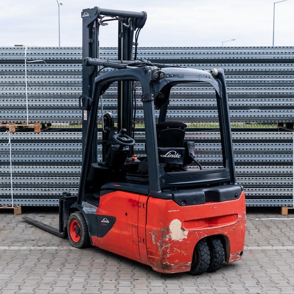 Linde E16L-02 carrello elevatore elettrico 1600 kg cabina