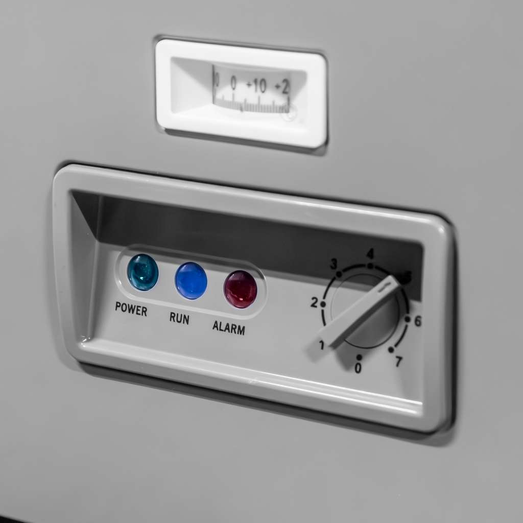 Mega-M Mors X112 congelatore a pozzetto 282 L