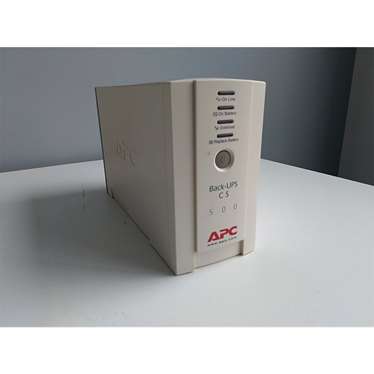 APC Back-UPS CS 500 gruppo di continuità senza batteria