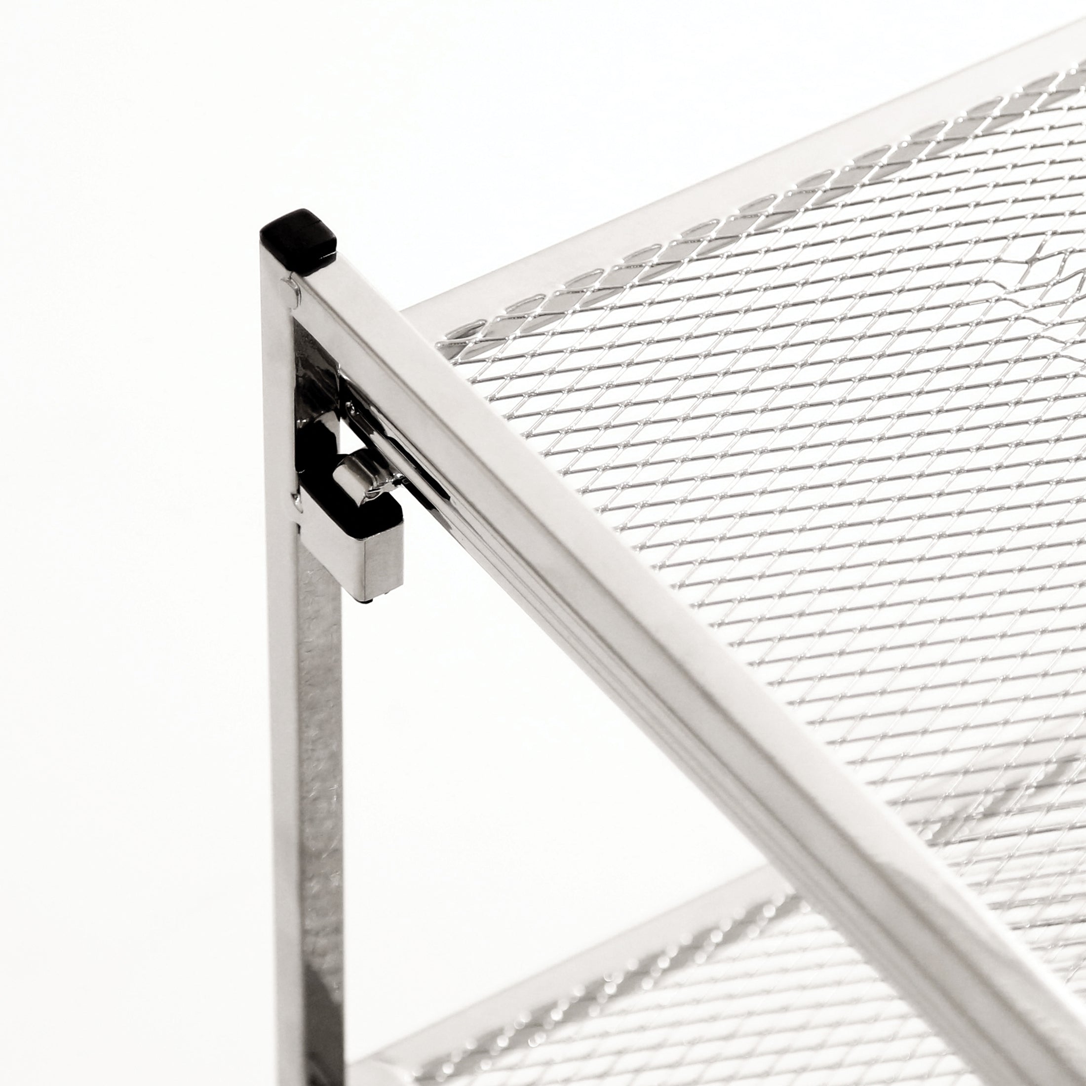 Seville Classics scarpiera 4 ripiani argento 67x30