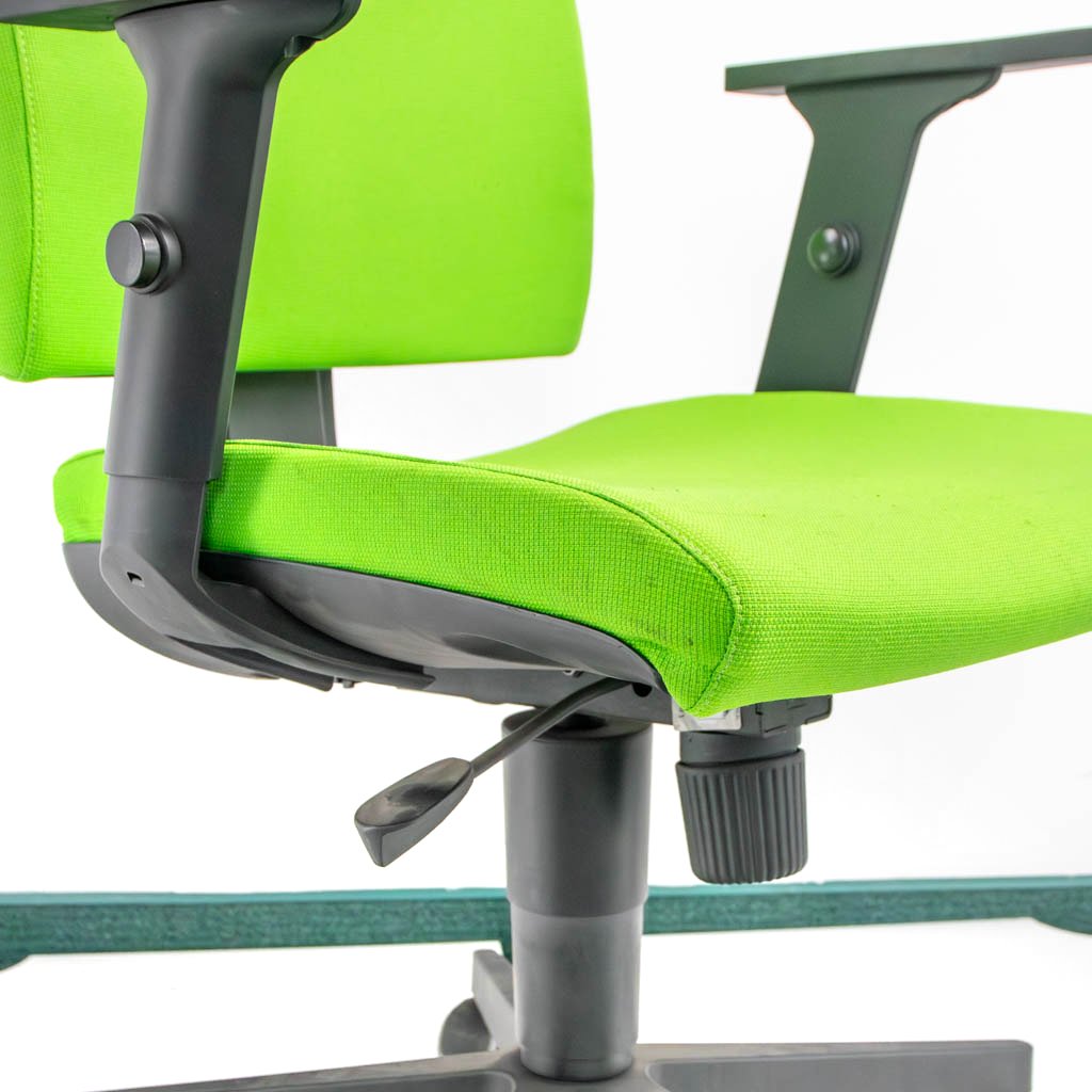 Sedia ufficio girevole verde ergonomica