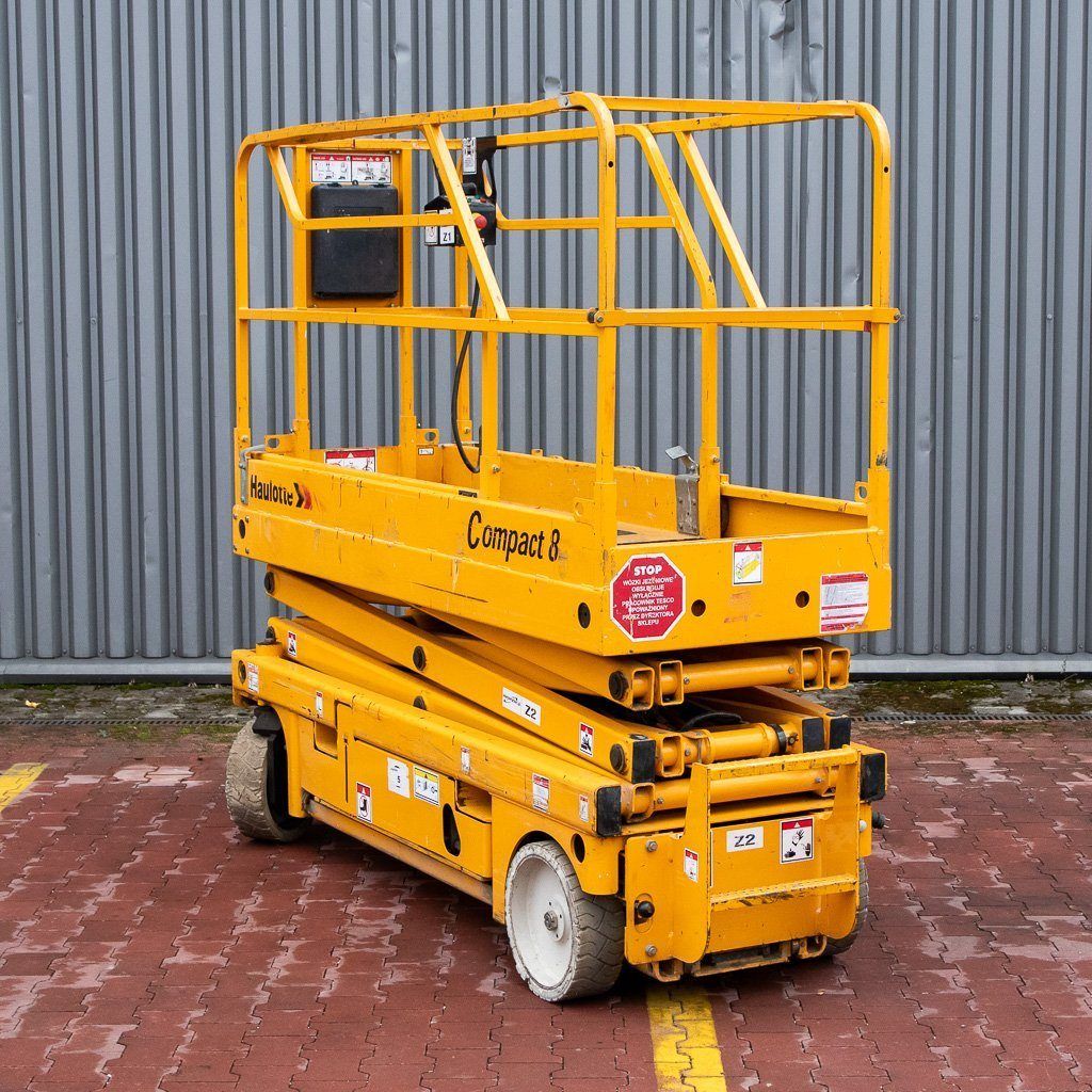 Haulotte Compact 8 piattaforma a forbice elettrica