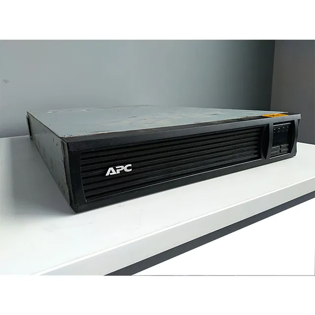 APC Smart-UPS SMT2200RMI2U UPS 2200VA rack 2U