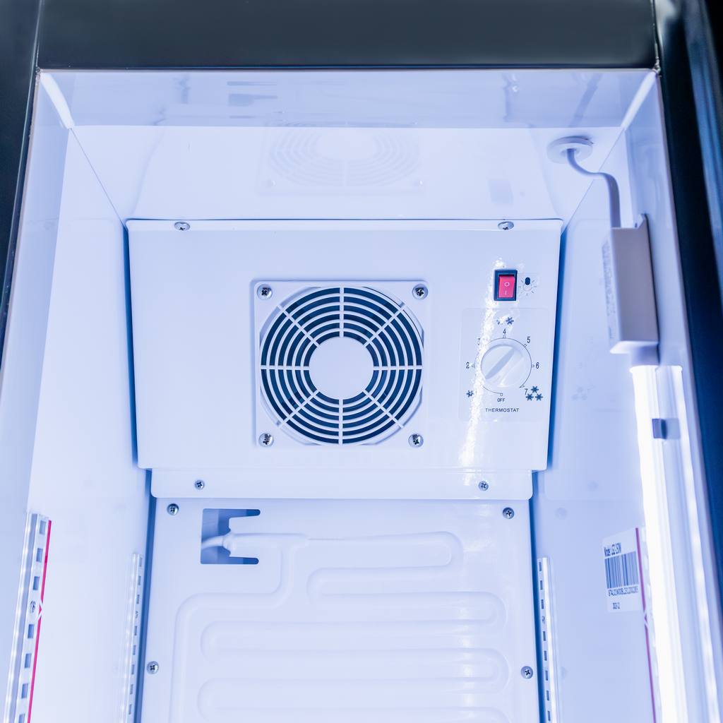 Mega-M Diego S40 Exclusive vetrina refrigerata 1 porta 150L LED