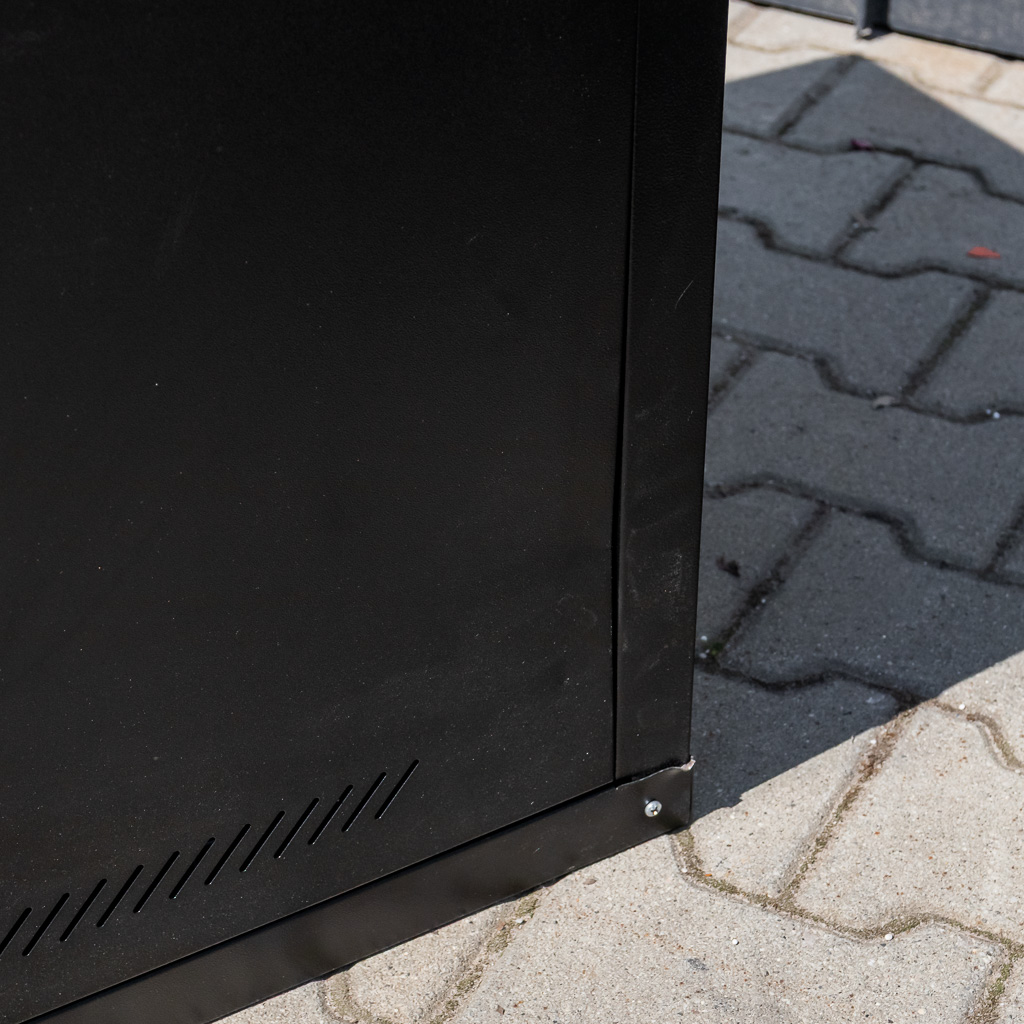Mega-M 15U armadio rack 19” 60x60x75 nero sospeso