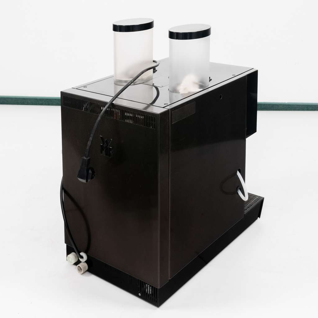 WMF 1200S macchina caffè automatica con frigo latte