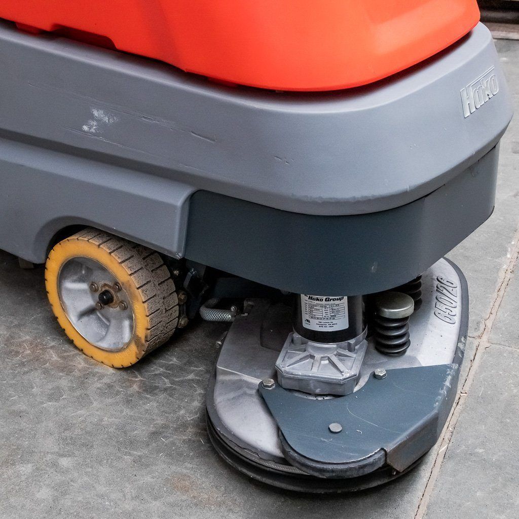Hako B650/07 lavasciuga pavimenti doppia spazzola