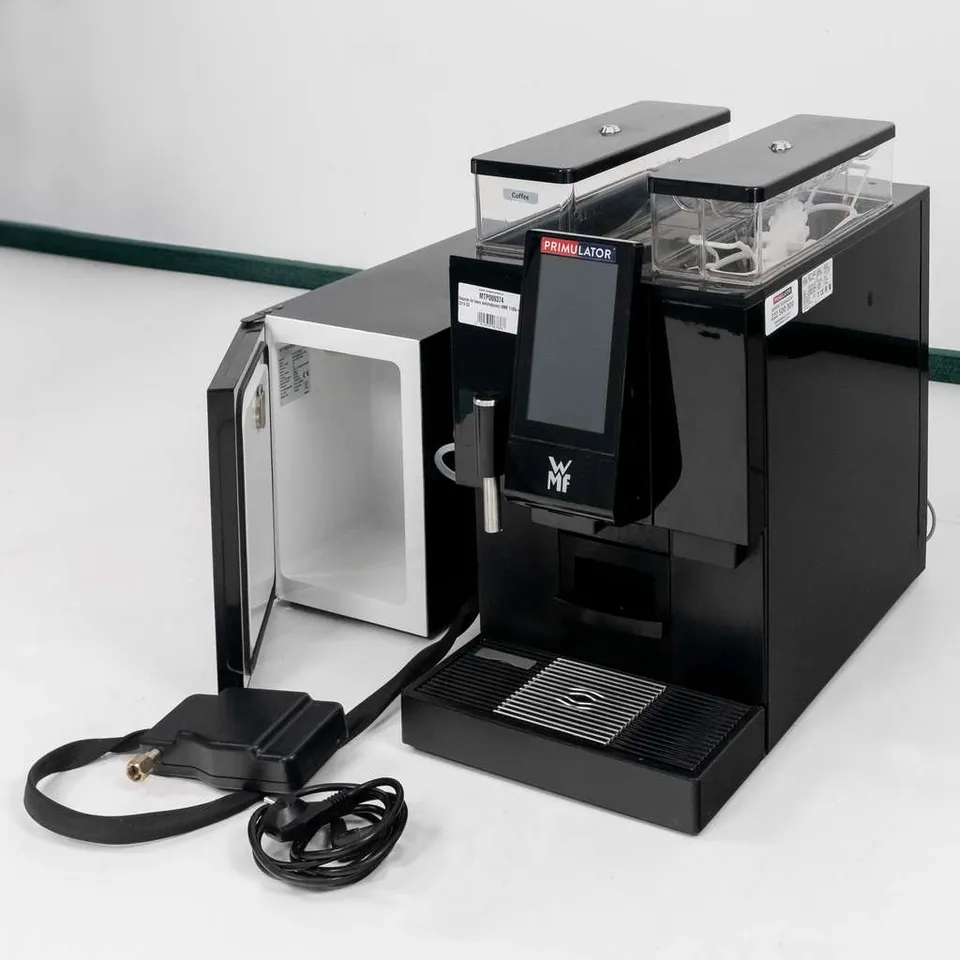 WMF 1100S + frigorifero macchina caffè automatica