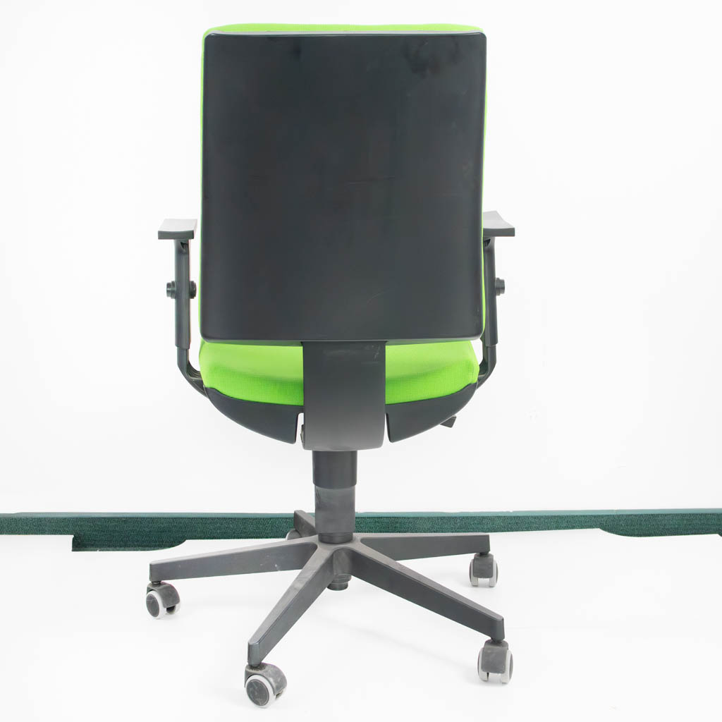 Sedia ufficio girevole verde ergonomica