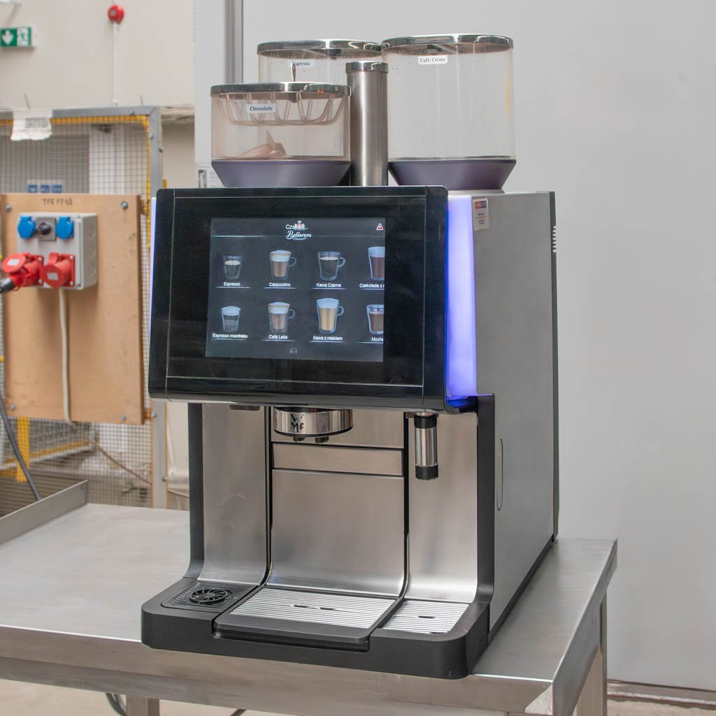 WMF 9000S+ Macchina Caffè Automatica con Frigo Latte