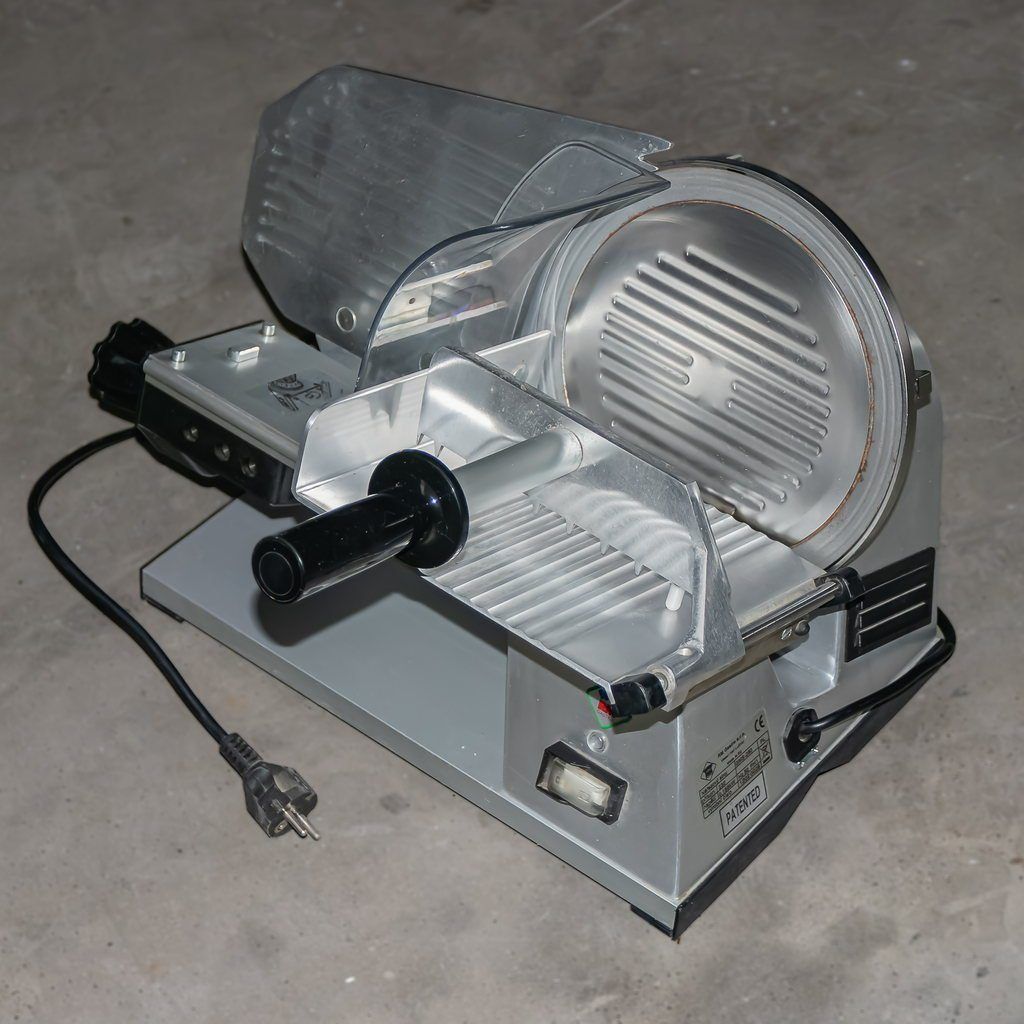 RM GASTRO GMS-250 affettatrice lama 250 mm 155W 0-15 mm
