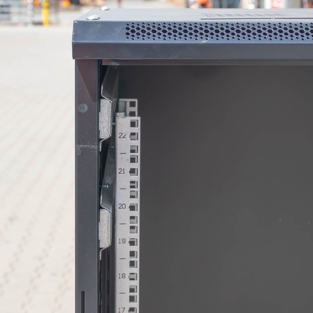 Mega-M 22U armadio rack 19" 60x60x116,5 cm nero ricondizionato