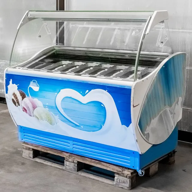 Juka K-1 Cornetti conservatore gelati 10 vaschette