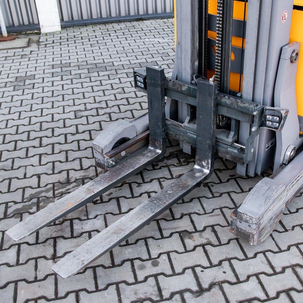 Jungheinrich ETV 214 carrello retrattile elettrico 1400 kg 9,02 m