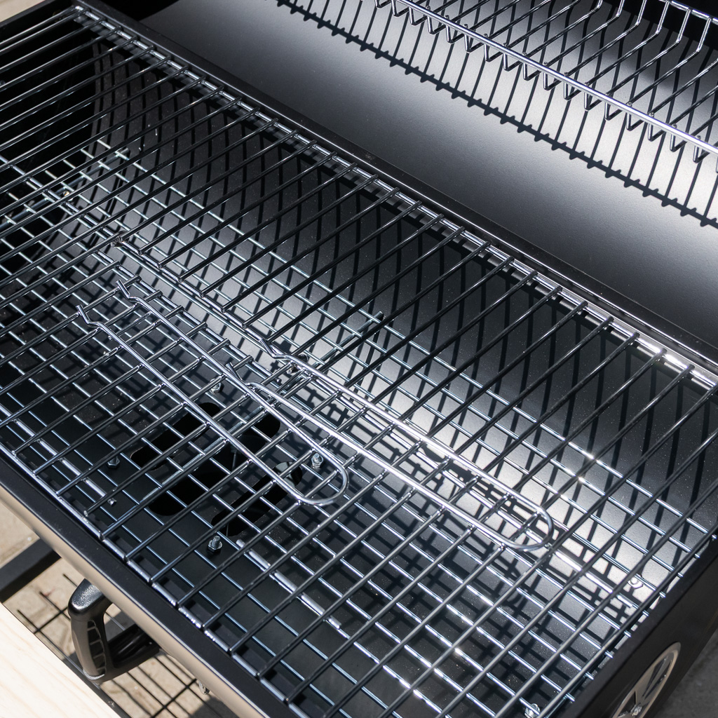 Bergmann Barbecue a Carbone a Botte con 2 Ripiani