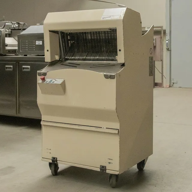 Rego Kobold tagliapane semiautomatica per pane