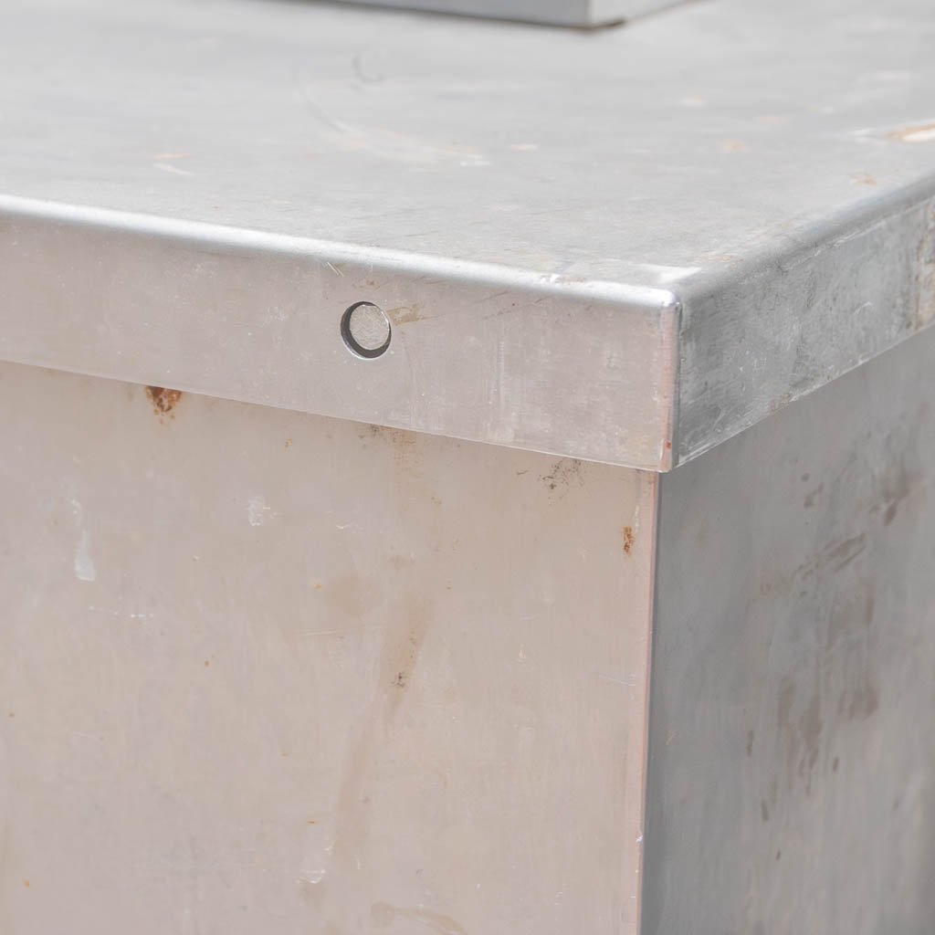 Pattumiera inox con ruote 42x42x43 cm con coperchio