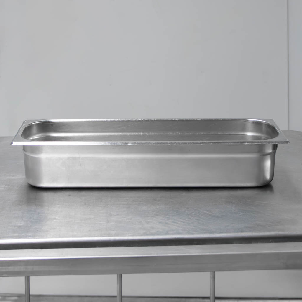 Contenitore GN 2/4 inox 16,2x53x10 cm usato