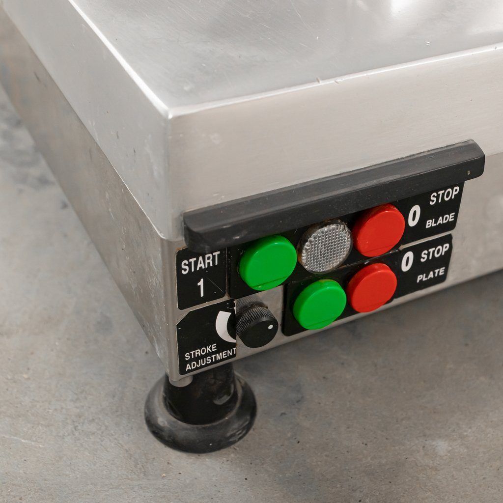 Uniscale Semi-Auto 300 Affettatrice 30 cm 400 W semiautomatica